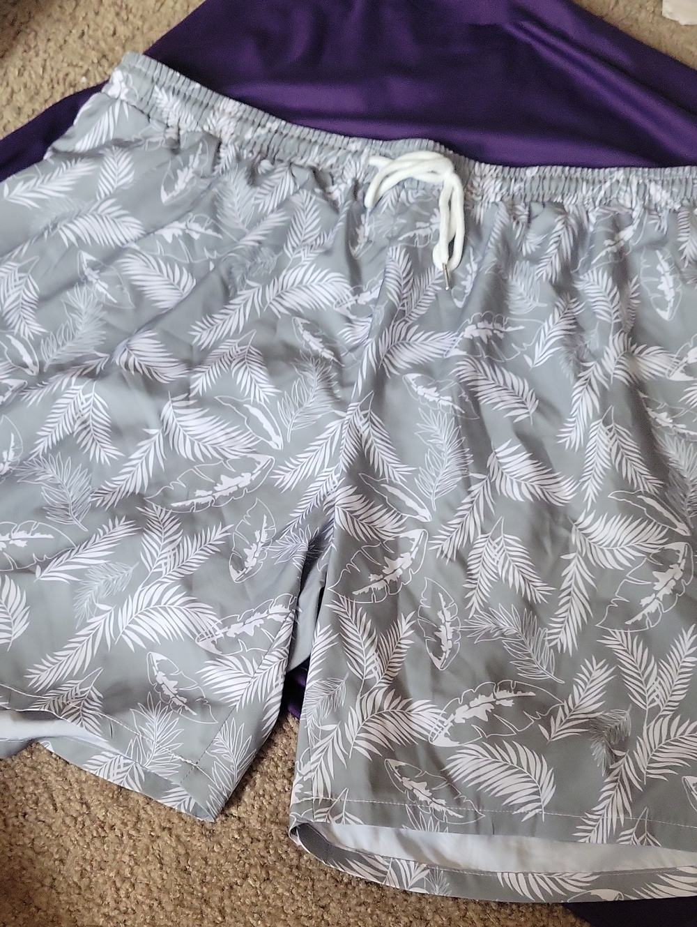 Men's 5XL Grey Leaf-Print  Shorts
